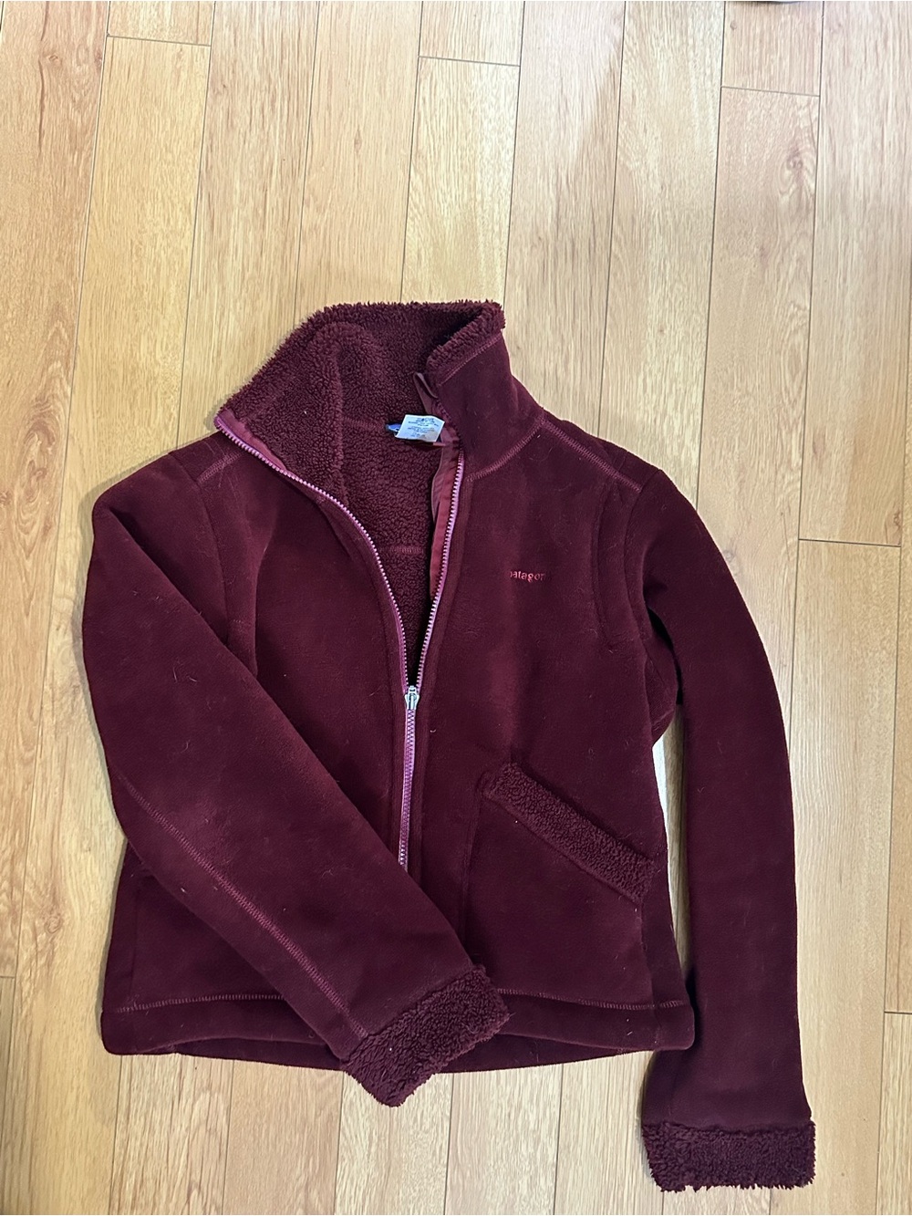 Patagonia: Synchilla Burgundy jacket